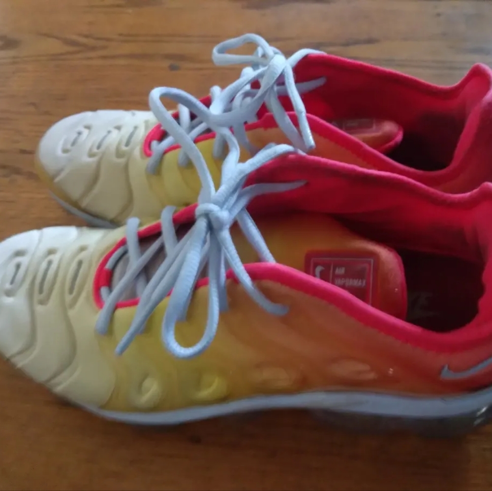 Nike Vapor Max Plus